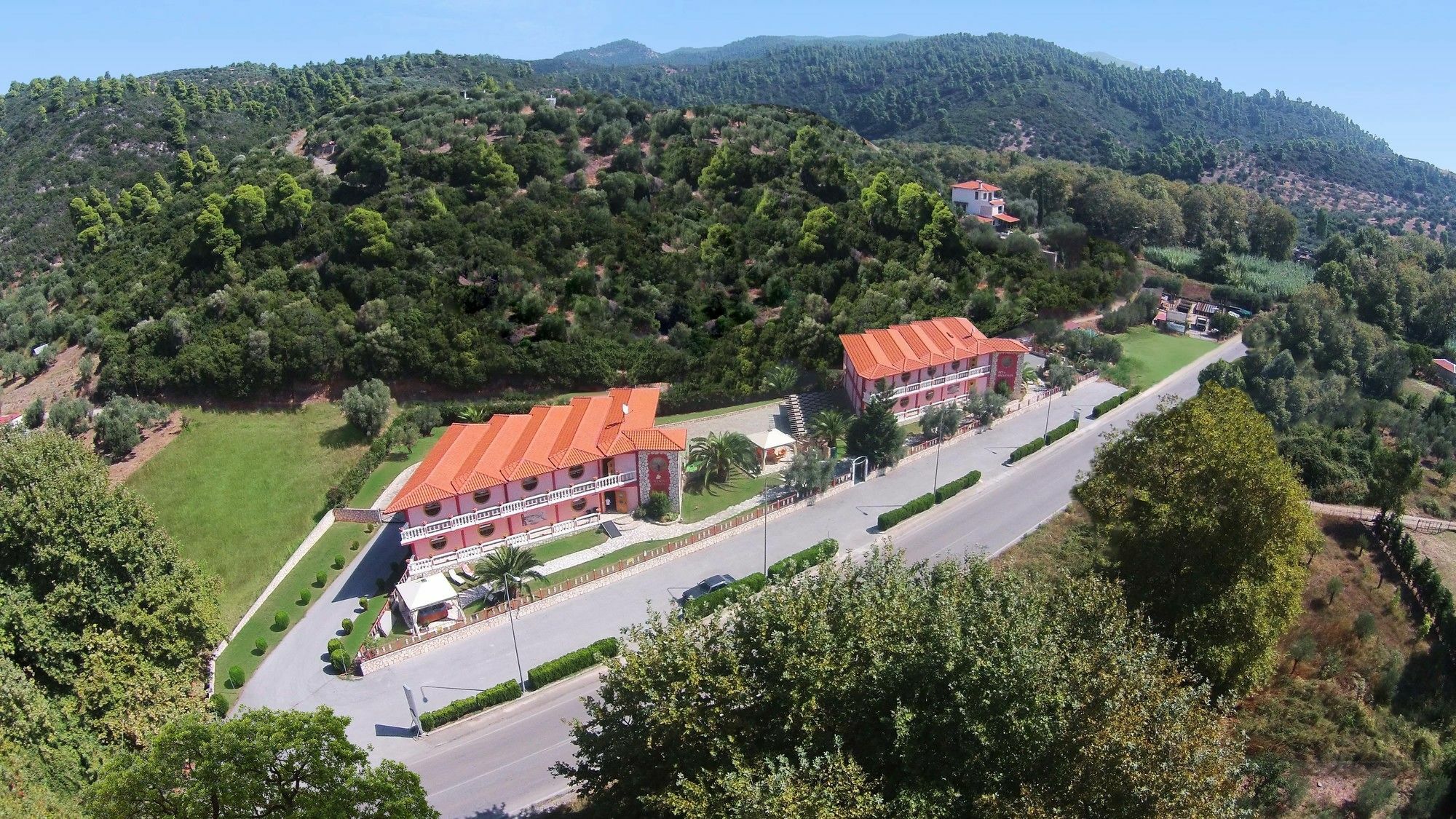Ta 2 Pefka - Petros Italos Neos Marmaras Exterior photo